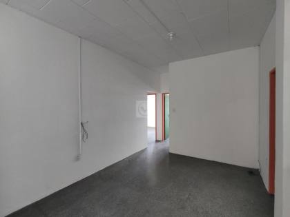 Imóvel Comercial Para Alugar. Com 22 salas. no bairro Serrano, próximo ao Senac em Itabaiana.
