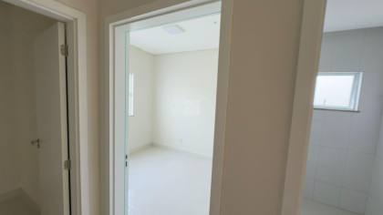 Casa no Condomínio Portal do Lago. Para Alugar com 3 quartos, 1 suíte, no bairro Bananeira em Itabaiana.