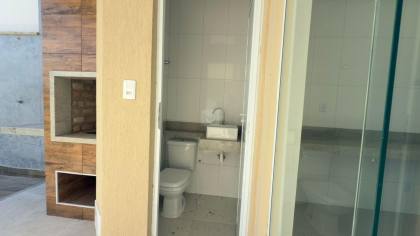 Casa no Condomínio Portal do Lago. Para Alugar com 3 quartos, 1 suíte, no bairro Bananeira em Itabaiana.