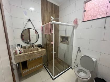 Casa com: 3 quartos, 1 suíte, no bairro Oviedo Teixeira em Itabaiana.