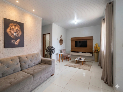 Casa com: 3 quartos, 1 suíte, no bairro Oviedo Teixeira em Itabaiana.