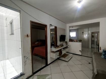 Casa com: 5 quartos, 1 suíte, no bairro José Milton Machado em Itabaiana.