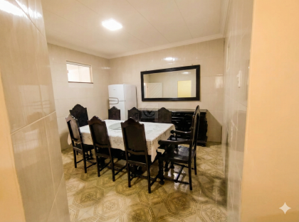 Casa Impecável no Marianga com Lazer Completo e 2 Garagens Independentes!
