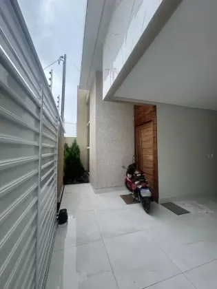 Casa com: 4 quartos, 1 suíte, no bairro Anízio Amâncio de Oliveira em Itabaiana.