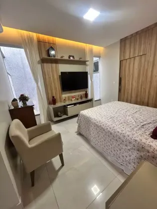 Casa com: 4 quartos, 1 suíte, no bairro Anízio Amâncio de Oliveira em Itabaiana.