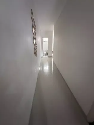 Casa com: 5 quartos, 3 suítes, no Centro de Itabaiana.