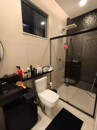 Casa Mobiliada no Condomínio Leonardo Da Vinci com: 3 quartos, 1 suíte, em Itabaiana.