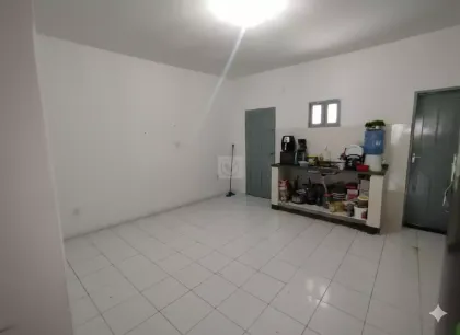 Casa com 5 quartos, 1 suíte, 4 banheiros no Centro de Itabaiana