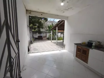 Casa com 5 quartos, 1 suíte, 4 banheiros no Centro de Itabaiana