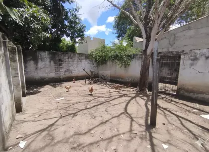 Casa com 5 quartos, 1 suíte, 4 banheiros no Centro de Itabaiana