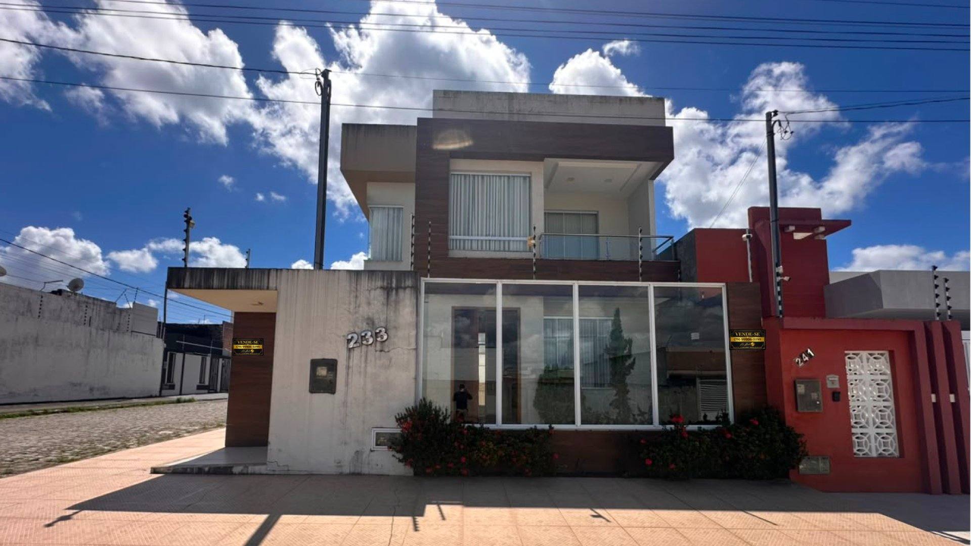 Casa de alto padrão financável no bairro Marianga (Chiara)