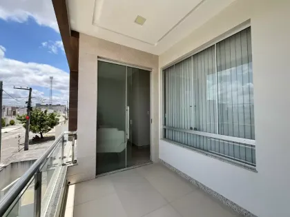 Casa de alto padrão com: 4 quartos, 1 suíte, no bairro Marianga (Chiara) em Itabaiana.