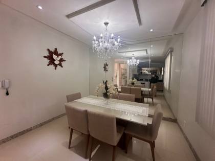 Casa de alto padrão financável no bairro Marianga (Chiara)