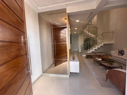 Casa de alto padrão financável no bairro Marianga (Chiara)