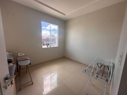 Casa de alto padrão financável no bairro Marianga (Chiara)