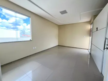 Casa no Condomínio Santo Antônio com: 4 quartos, 3 suítes, no bairro Marianga (Chiara) em Itabaiana.