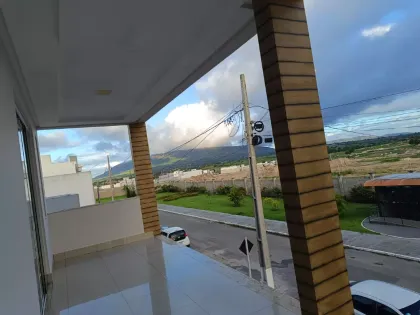 Casa no Condomínio Zilda com: 4 quartos, 3 suítes, no bairro Marianga (Chiara) em Itabaiana.
