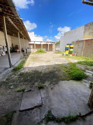 Ponto Comercial, na avenida nova. No bairro Serrano em Itabaiana