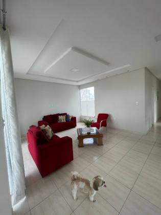 Casa de alto padrão com: 4 quartos, 1 suíte, no bairro Marianga (Chiara) em Itabaiana.