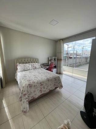 Casa de alto padrão com: 4 quartos, 1 suíte, no bairro Marianga (Chiara) em Itabaiana.