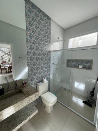 Casa de alto padrão com: 4 quartos, 1 suíte, no bairro Marianga (Chiara) em Itabaiana.