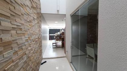 Casa de alto padrão com 4 quartos, 3 suítes, no bairro Anízio Amâncio de Oliveira em Itabaiana.