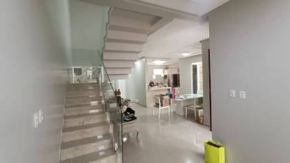 Casa de alto padrão com 4 quartos, 3 suítes, no bairro Anízio Amâncio de Oliveira em Itabaiana.