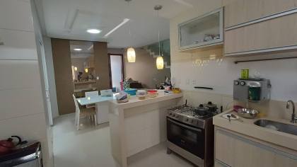 Casa de alto padrão com 4 quartos, 3 suítes, no bairro Anízio Amâncio de Oliveira em Itabaiana.