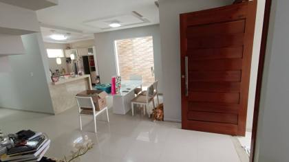 Casa de alto padrão com 4 quartos, 3 suítes, no bairro Anízio Amâncio de Oliveira em Itabaiana.