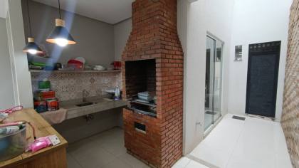 Casa de alto padrão com 4 quartos, 3 suítes, no bairro Anízio Amâncio de Oliveira em Itabaiana.