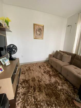 Imóvel Mobiliado, com 4 quartos, 3 suítes no Bairro Marianga - Itabaiana/SE