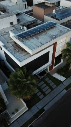 Casa Luxuosa no Condomínio Chiara Lubich com: 4 quartos, 3 suítes, em Itabaiana.