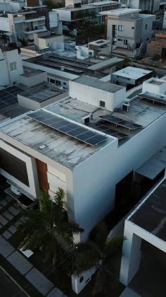 Casa Luxuosa no Condomínio Chiara Lubich com: 4 quartos, 3 suítes, em Itabaiana.