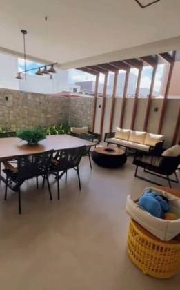 Casa Luxuosa no Condomínio Chiara Lubich com: 4 quartos, 3 suítes, em Itabaiana.