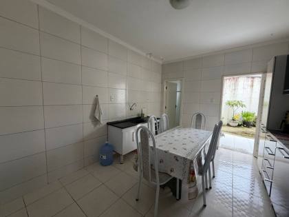 Imóvel financiável com: 3 quartos, 1 suíte, e muito mais! No bairro Sitio Porto.