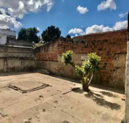 Aluga-se Ponto Comercial no Centro - Itabaiana/SE