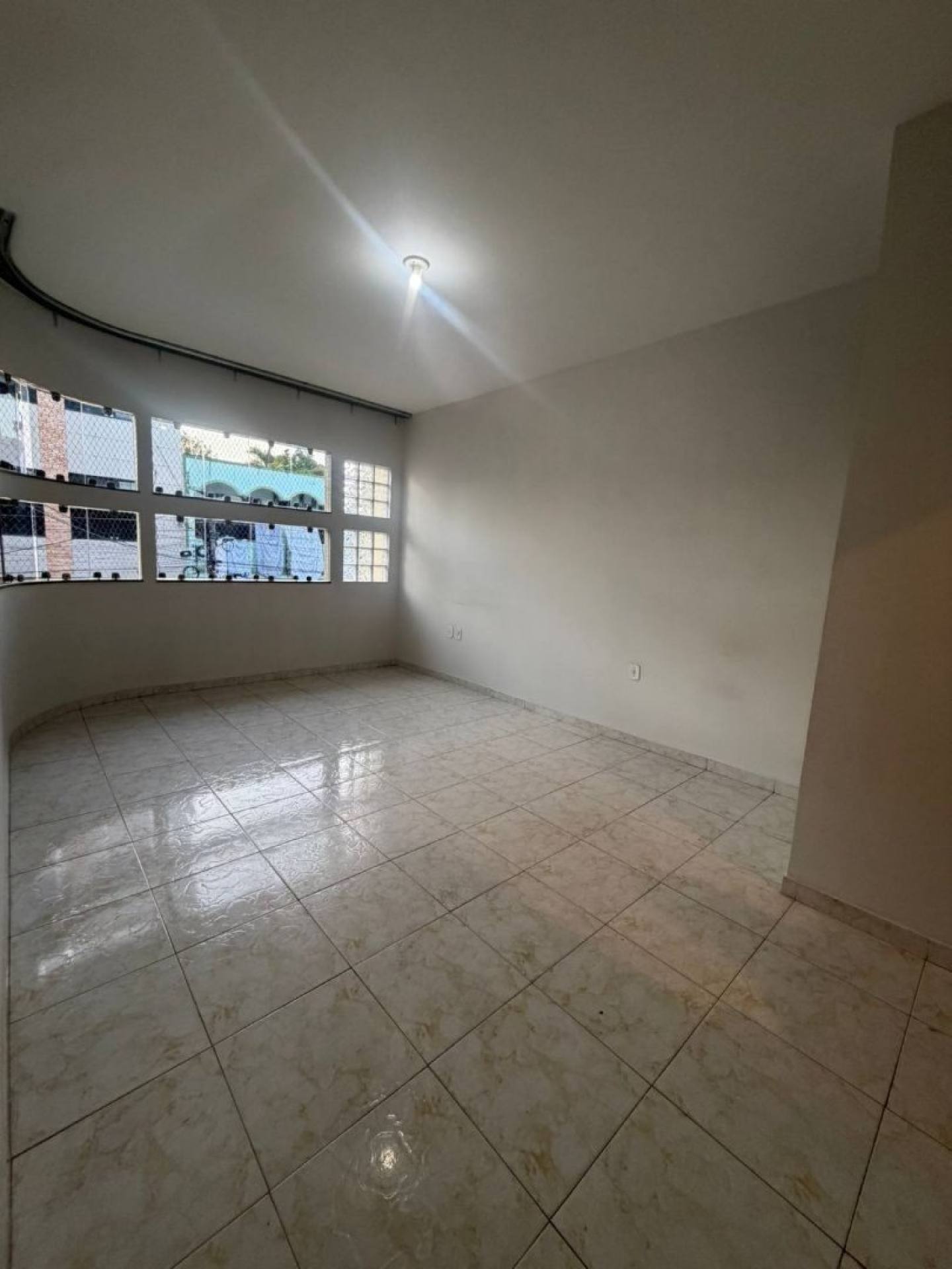 Aluga-se Apartamento no Centro - Itabaiana/SE