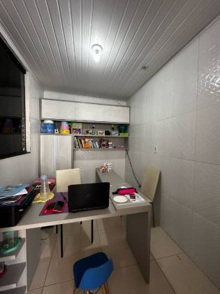 Casa Ampla com: 3 quartos, 1 suíte, e muito mais! No bairro Marcela em Itabaiana.