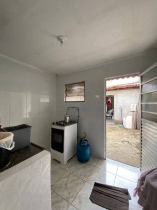 Casa com: 3 quartos, e muito mais! No bairro Miguel Teles de Mendonça em Itabaiana