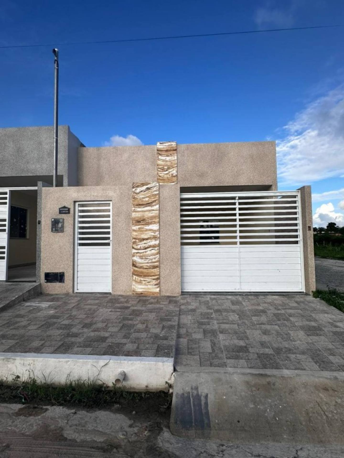 Casa Financiável, com: 3 quartos, 1 suíte, e 1 sala confortável. No bairro José Milton Machado (Luíz Gonzaga, Campo Grande, etc) em Itabaiana