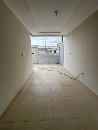 Casa com 3 quartos, e 1 suíte. No bairro José Milton Machado (Luíz Gonzaga, Campo Grande, etc) em Itabaiana
