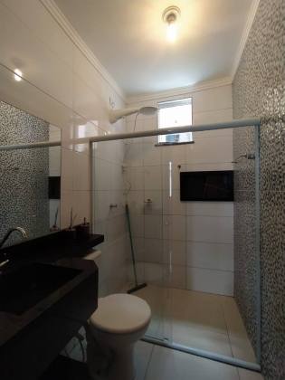 Casa perto do shopping, com 3 quartos, 1 suíte, no bairro Oviedo Teixeira em Itabaiana