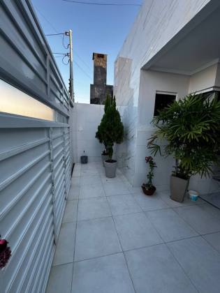 Casa Ampla e confortável com 3 quartos, e 1 suíte. no bairro Miguel Teles de Mendonça em Itabaiana