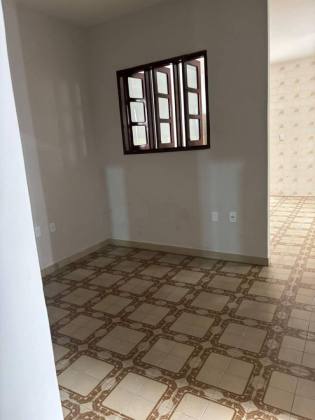 Casa com 4 quartos, 1 suíte, e muito mais! No bairro Marianga em Itabaiana