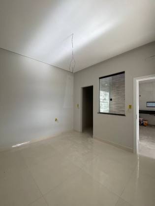Casa com 2 quartos, e 1 suíte.No bairro Marianga (Chiara) em Itabaiana