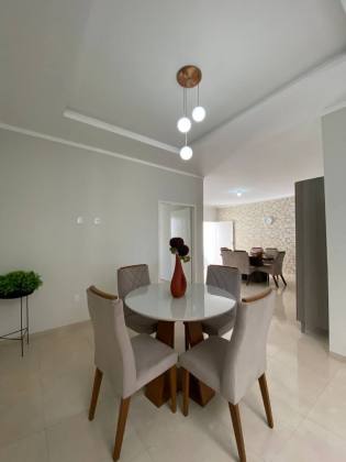 Casa com 3 quartos, 1 suíte, e muito mais! No bairro Marianga (Chiara) em Itabaiana