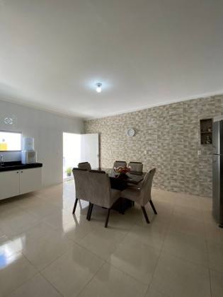 Casa com 3 quartos, 1 suíte, e muito mais! No bairro Marianga (Chiara) em Itabaiana