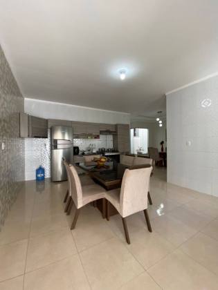 Casa com 3 quartos, 1 suíte, e muito mais! No bairro Marianga (Chiara) em Itabaiana
