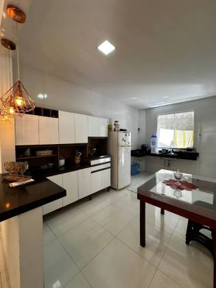 Casa financiável e confortável, com 6 quartos, 2 suítes, e muito mais! No bairro São Cristóvão em Itabaiana