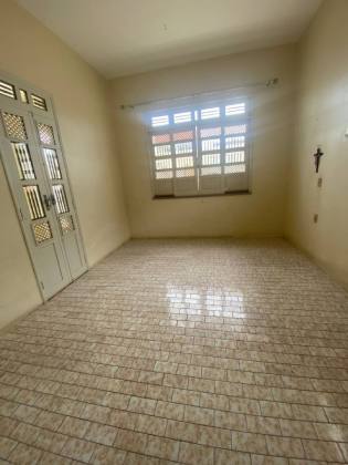 Casa com 4 quartos no bairro Serrano em Itabaiana